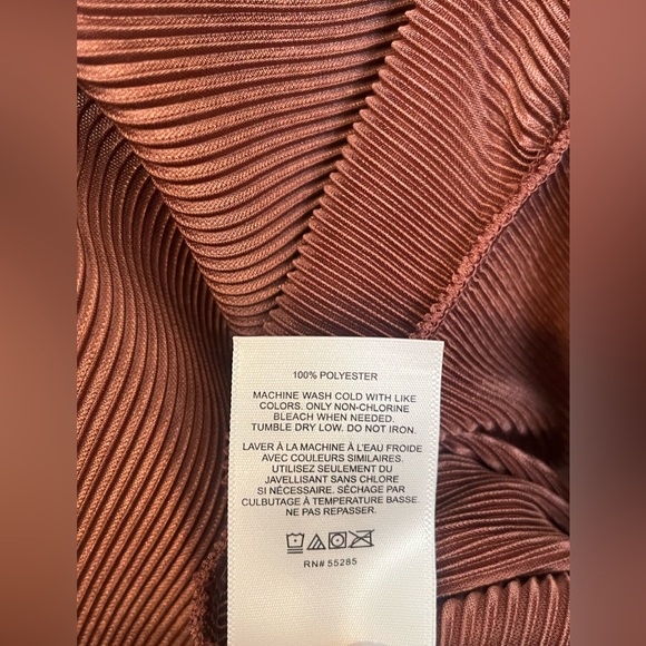 Express Ruffle Top - Picture 5 of 5